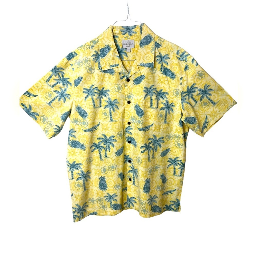 🔥🔥TRADER BAY, ALOHO CHAMP PALM PINEAPPLE, HAWAIIAN SHIRT SIZE LARGE☑️